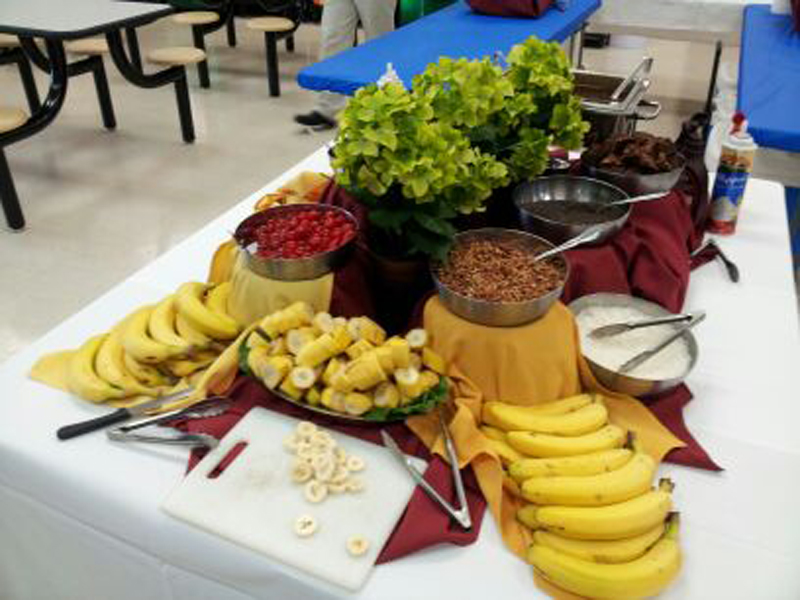 "Build Your Own" Premium Ice Cream Sundae Bar